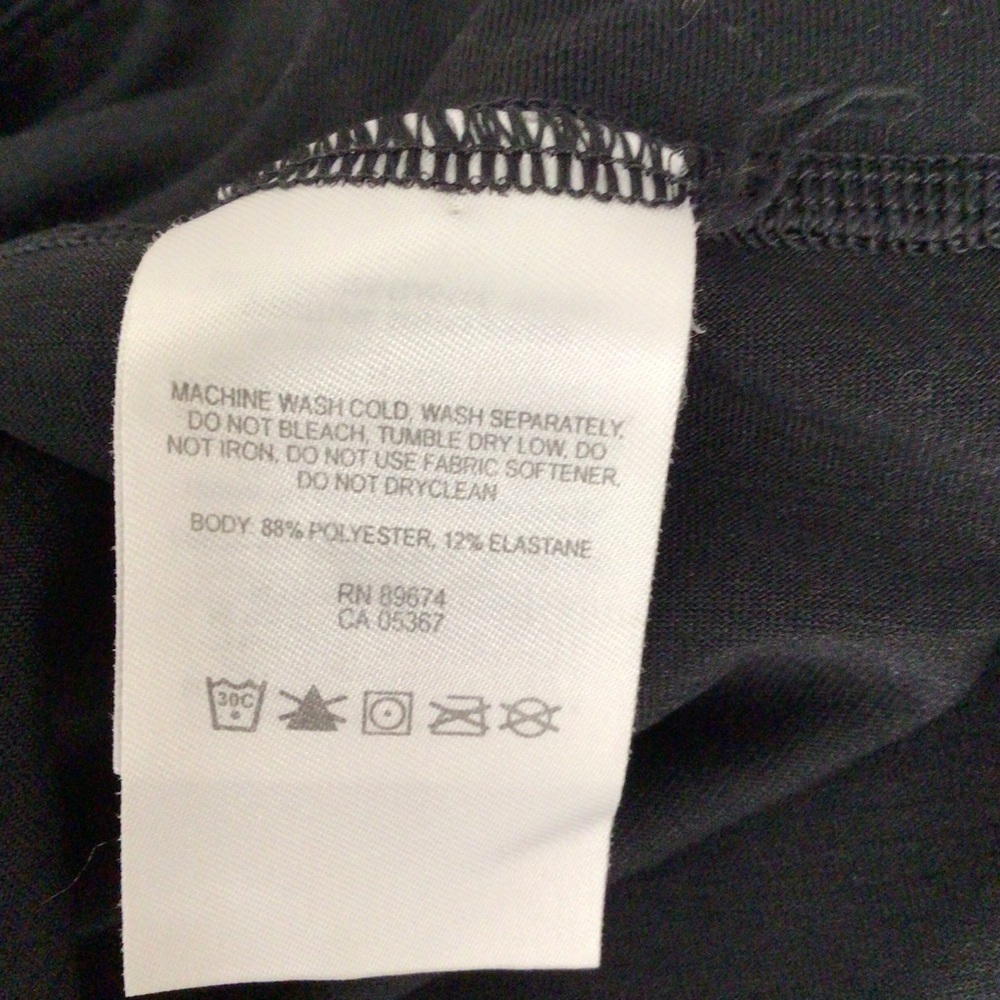 Mountain Hardware Skort Black Medium - image 3